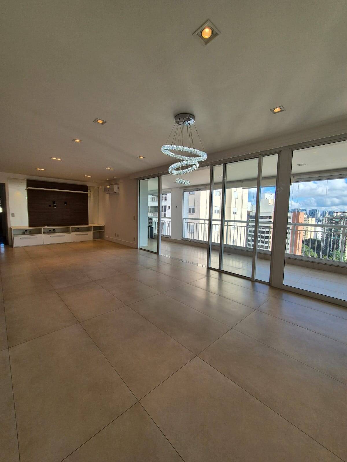 #377 - Apartamento para Locação em São Paulo - SP